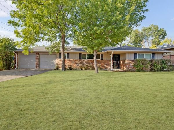 7005 Oakland Lane, North Richland Hills, TX 76180