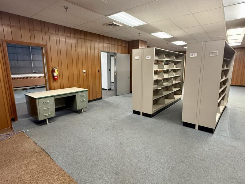 300 S Center Street, Springfield, OH 45506 Photo 18