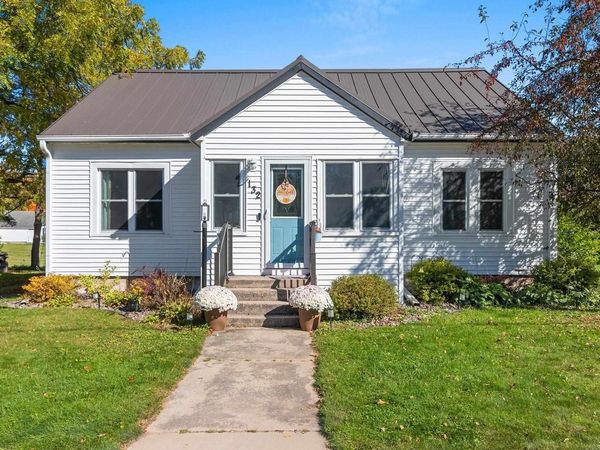 132 S BIRCH AVENUE, Gillett, WI 54124