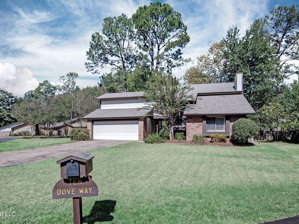 10 Dove Way Circle, Clinton, MS 39056