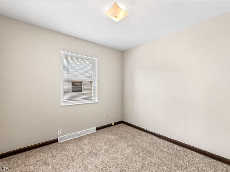 1770 Tanglewood Drive, Akron, OH 44313 Photo 13