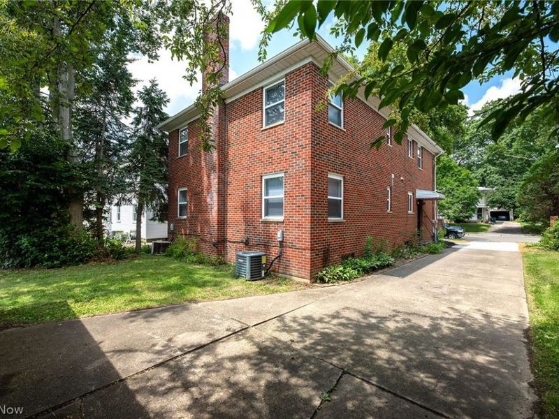 1770 Tanglewood Drive, Akron, OH 44313 Photo 19
