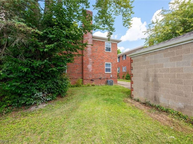 1770 Tanglewood Drive, Akron, OH 44313 Photo 20