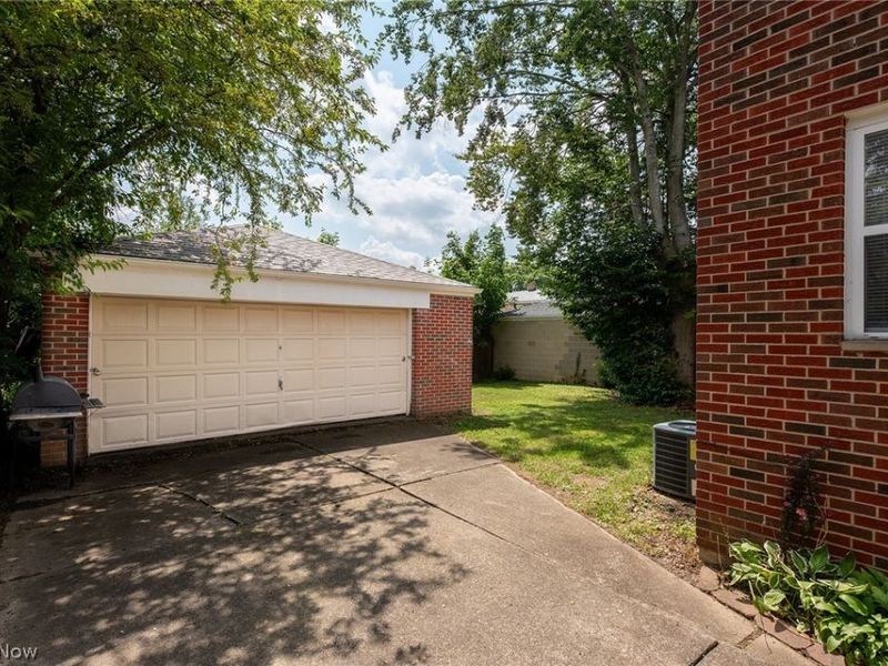 1770 Tanglewood Drive, Akron, OH 44313 Photo 21
