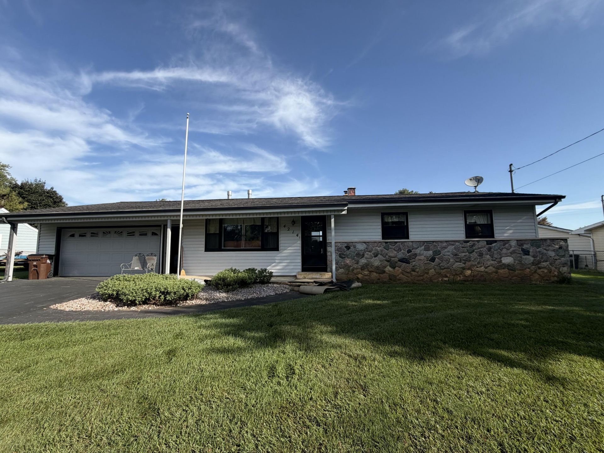 4214 Gale Street, Michigan Center, MI 49254 Main Photo