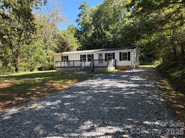 1034 Hidden View Loop , Marion, NC 28752