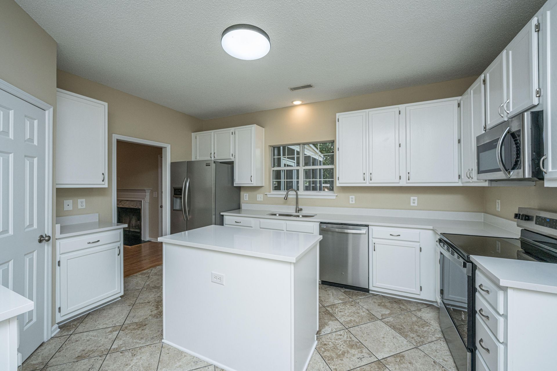 5005 Willoway Circle Photo 16