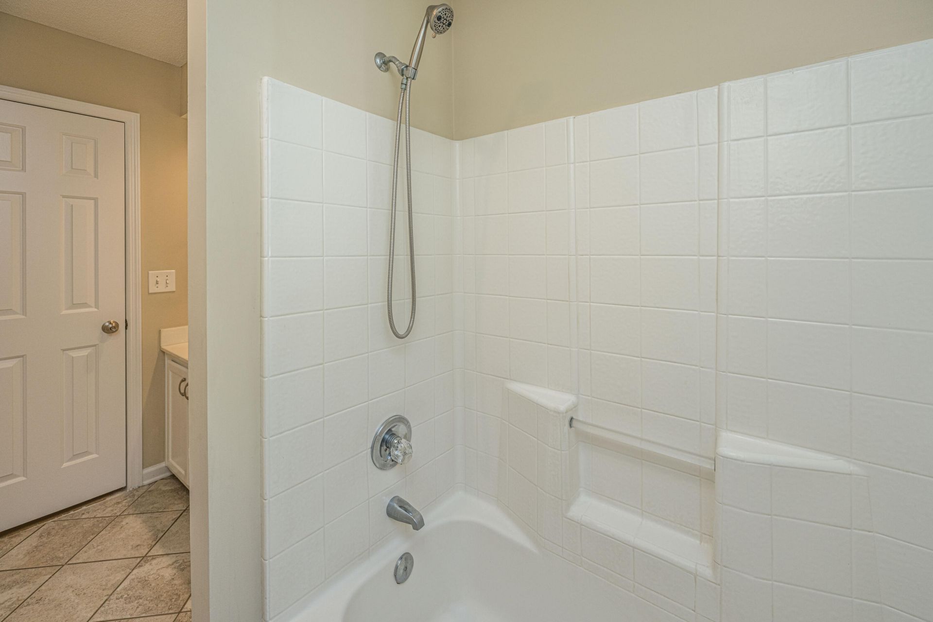 5005 Willoway Circle Photo 43
