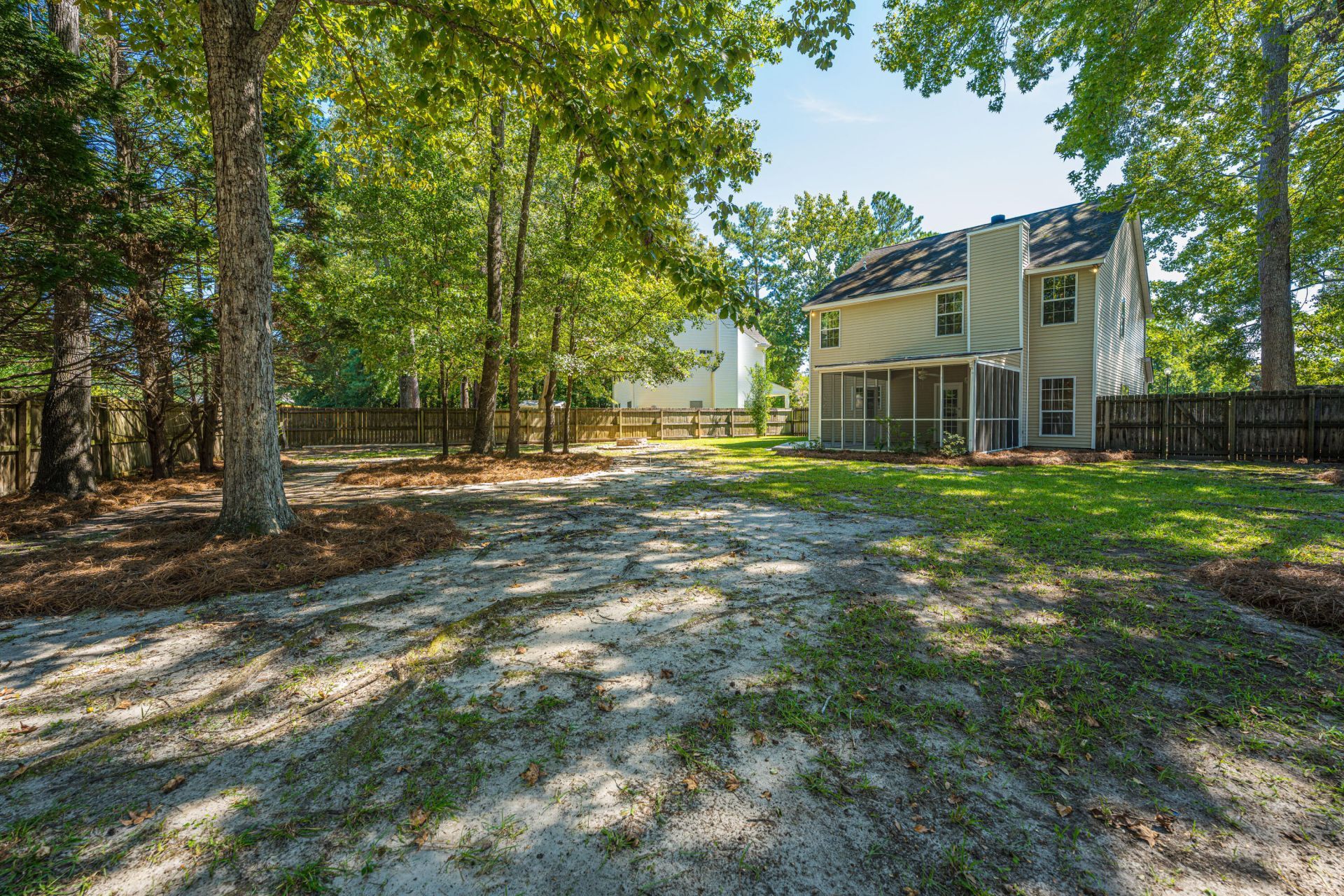5005 Willoway Circle Photo 52