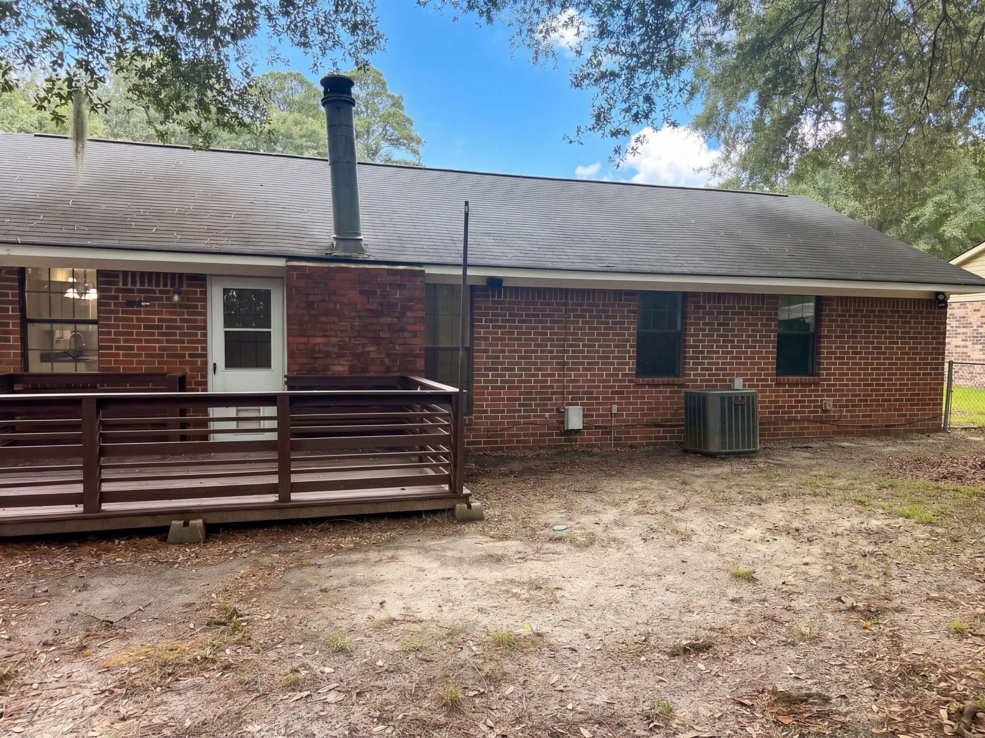 1300 Maryland Drive Photo 5