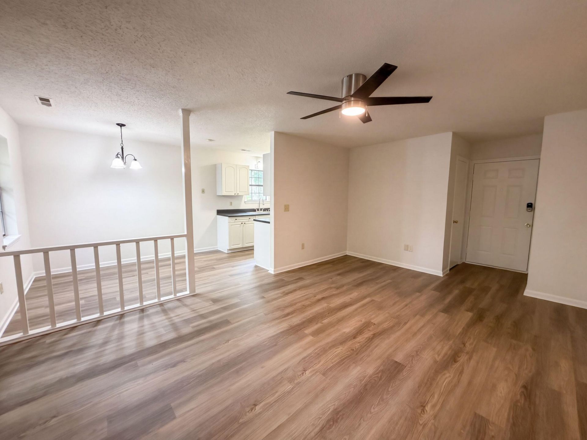 1300 Maryland Drive Photo 7
