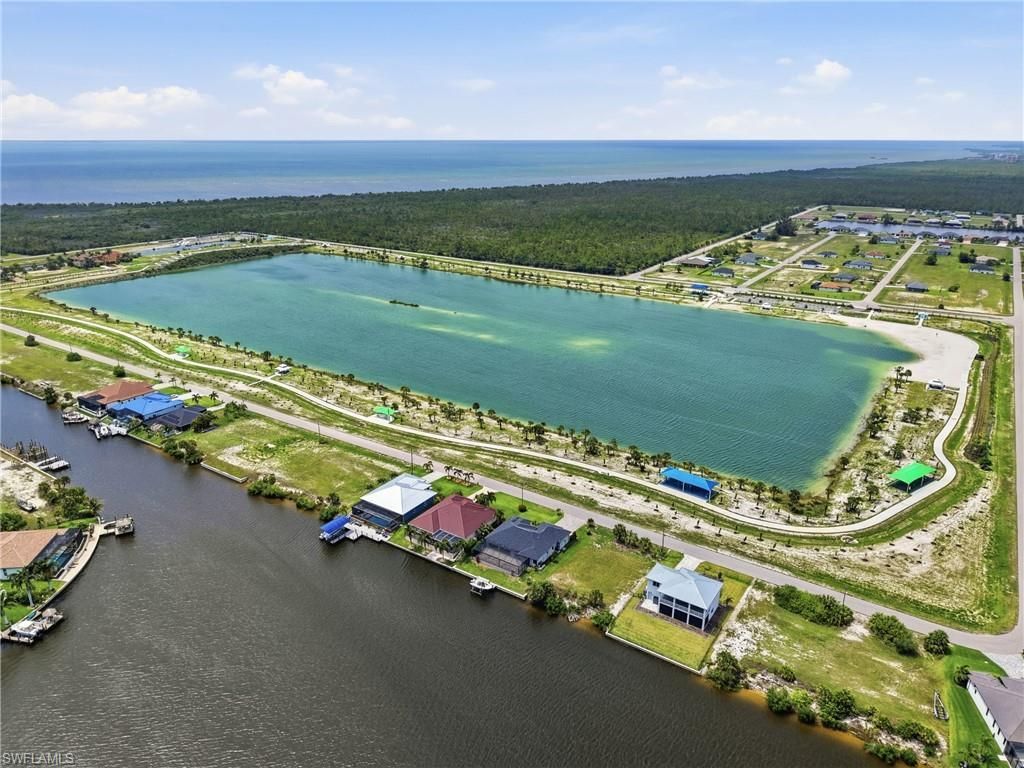 3914 NW 40th Ln, Cape Coral, FL 33993 Photo