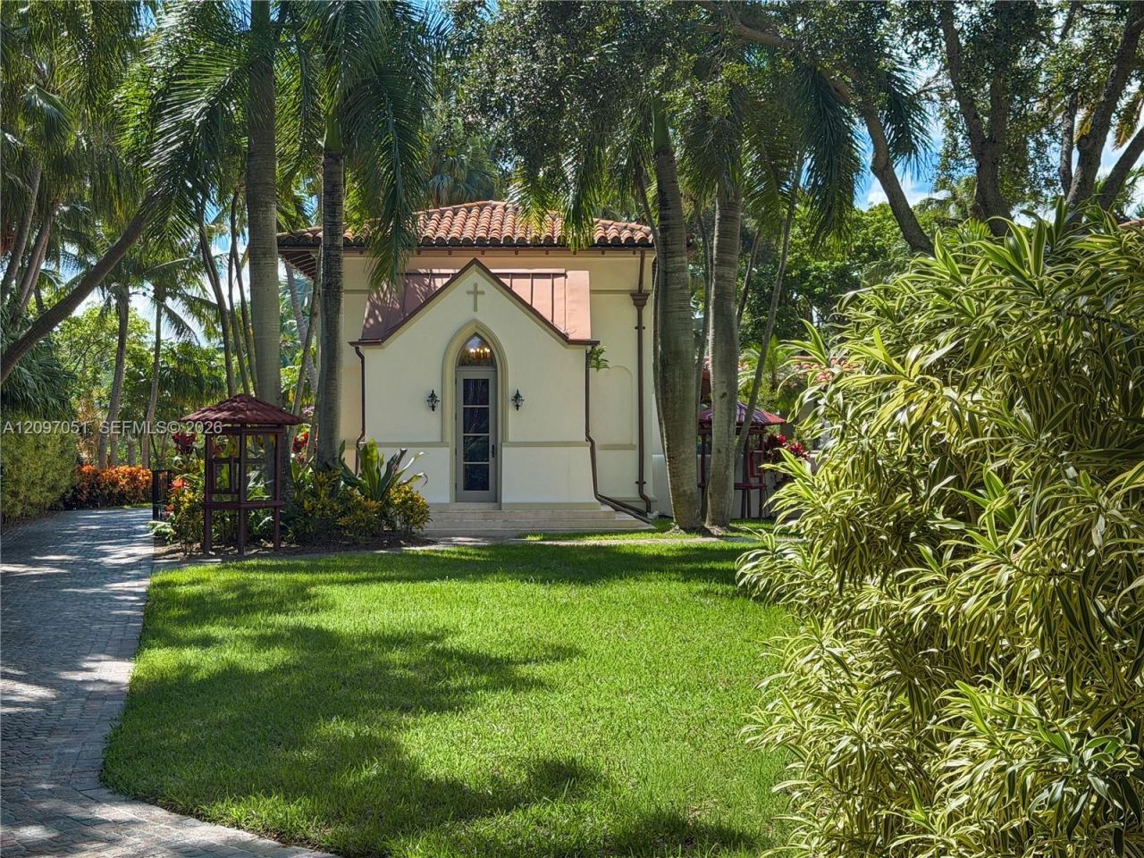 8901 Arvida Ln , Coral Gables, FL 33156 Photo