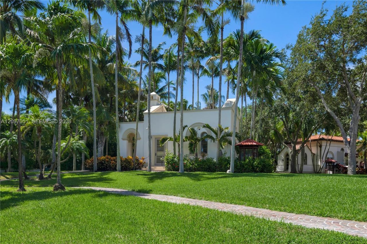 8901 Arvida Ln , Coral Gables, FL 33156 Photo