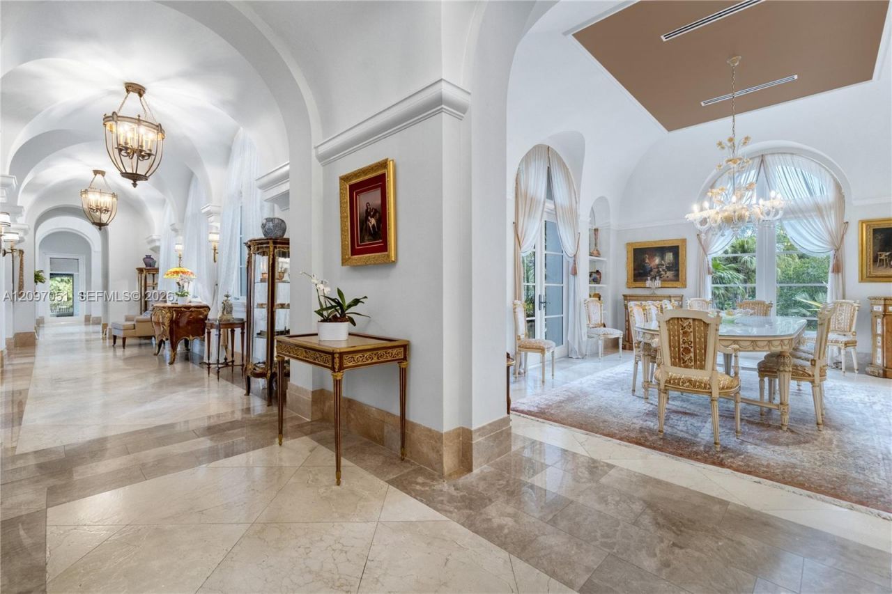 8901 Arvida Ln , Coral Gables, FL 33156 Photo