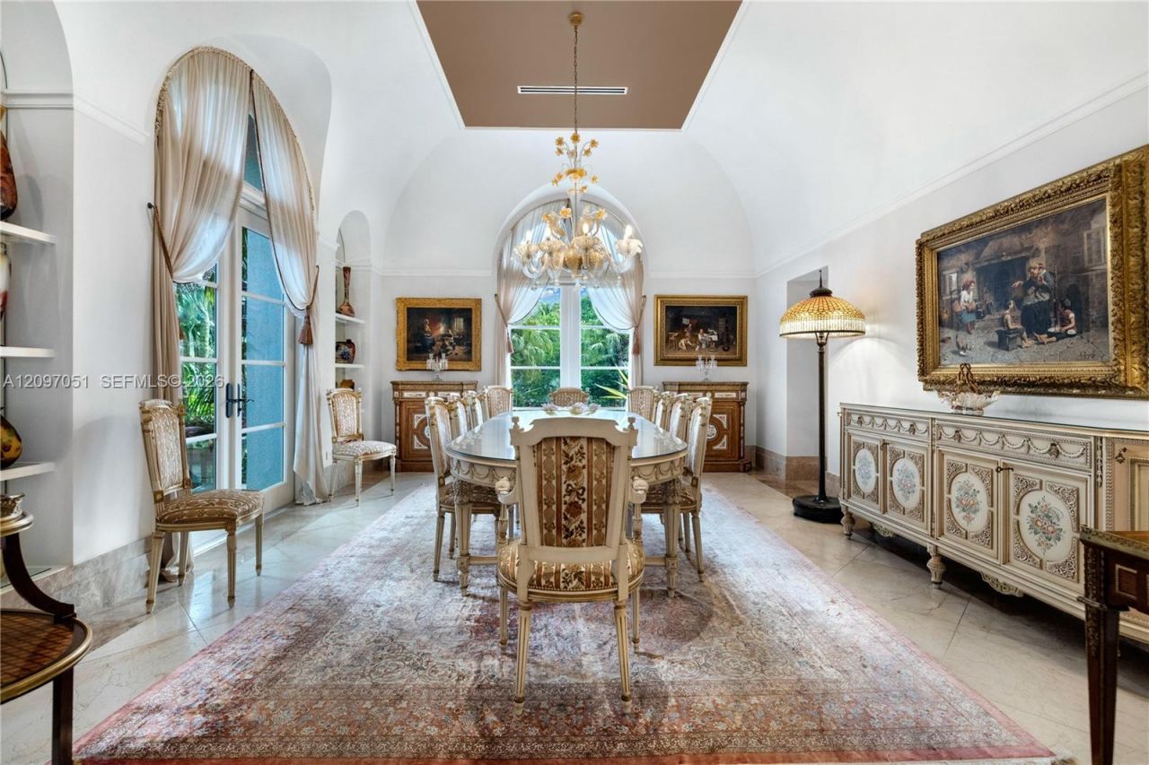 8901 Arvida Ln , Coral Gables, FL 33156 Photo