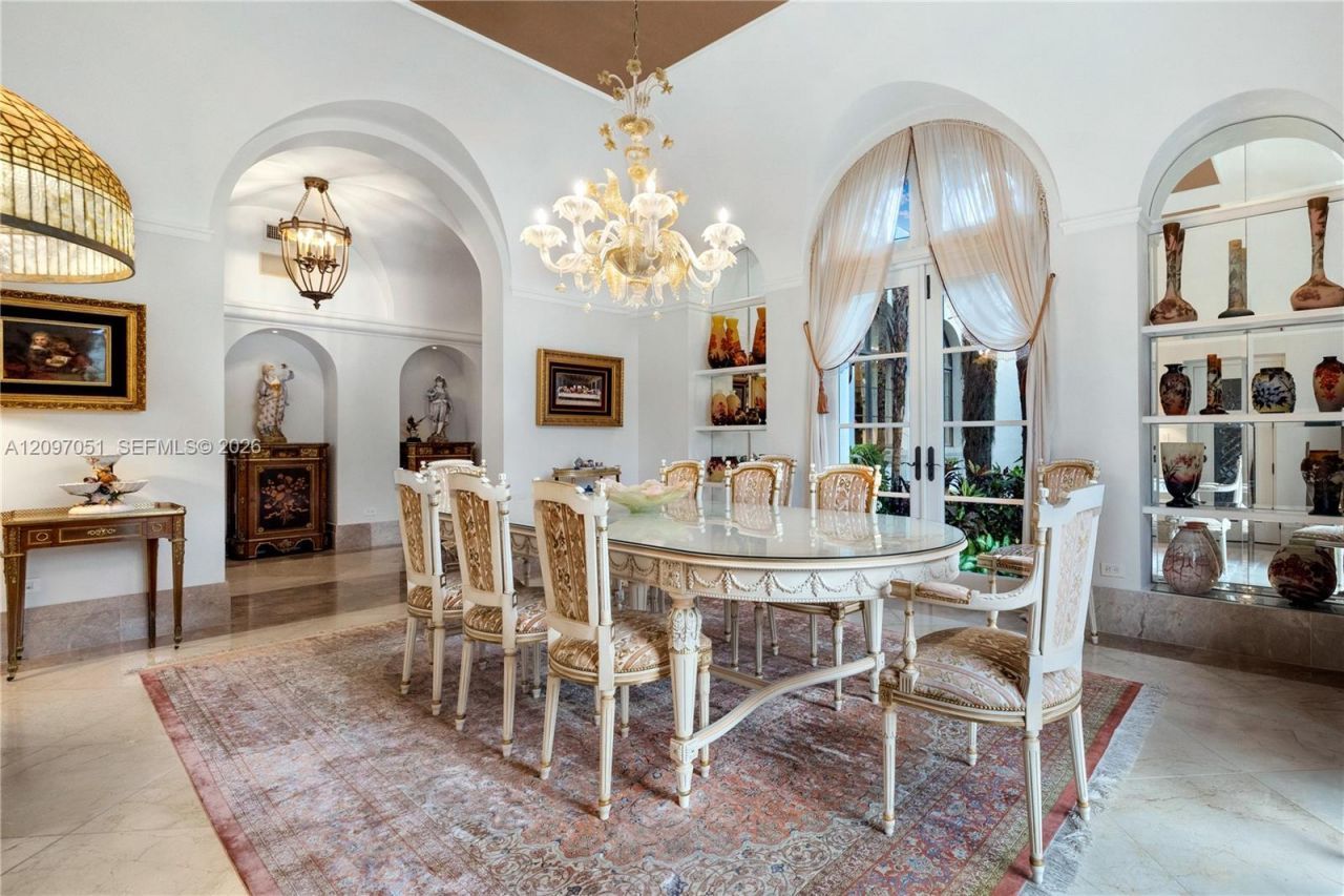 8901 Arvida Ln , Coral Gables, FL 33156 Photo