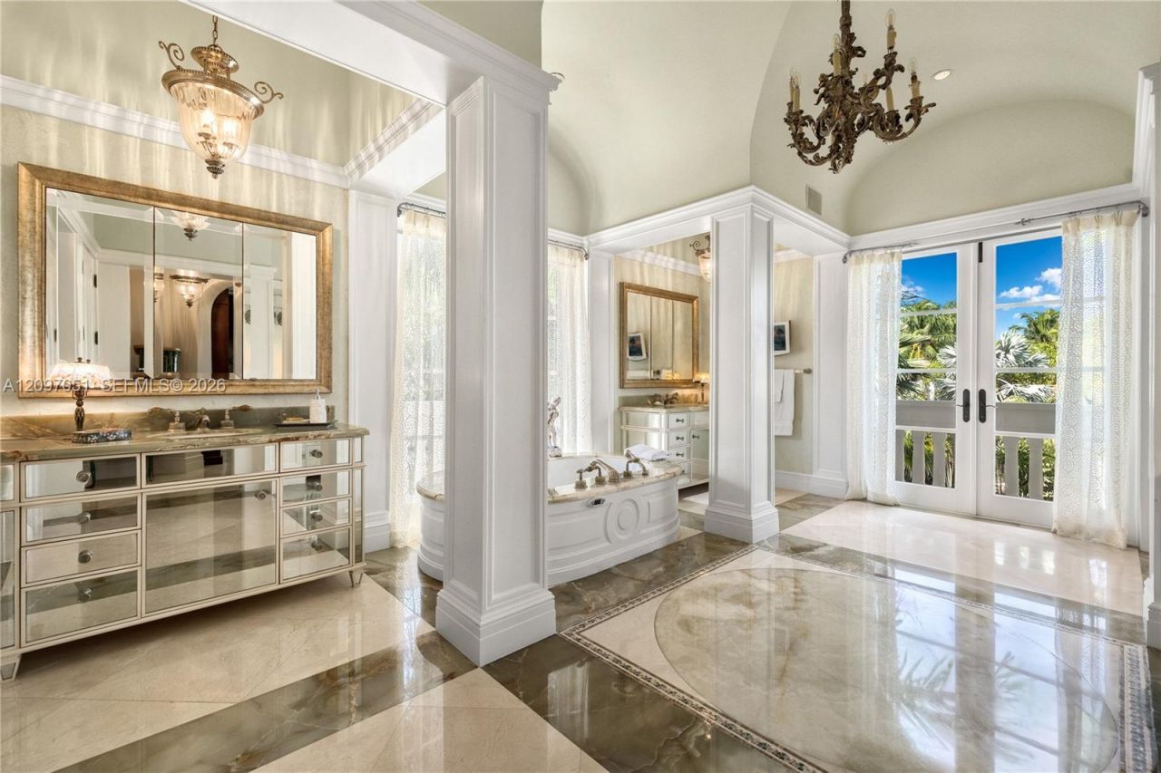 8901 Arvida Ln , Coral Gables, FL 33156 Photo