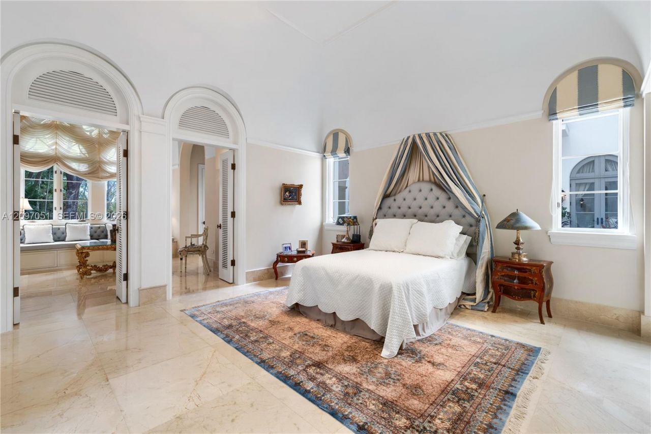 8901 Arvida Ln , Coral Gables, FL 33156 Photo