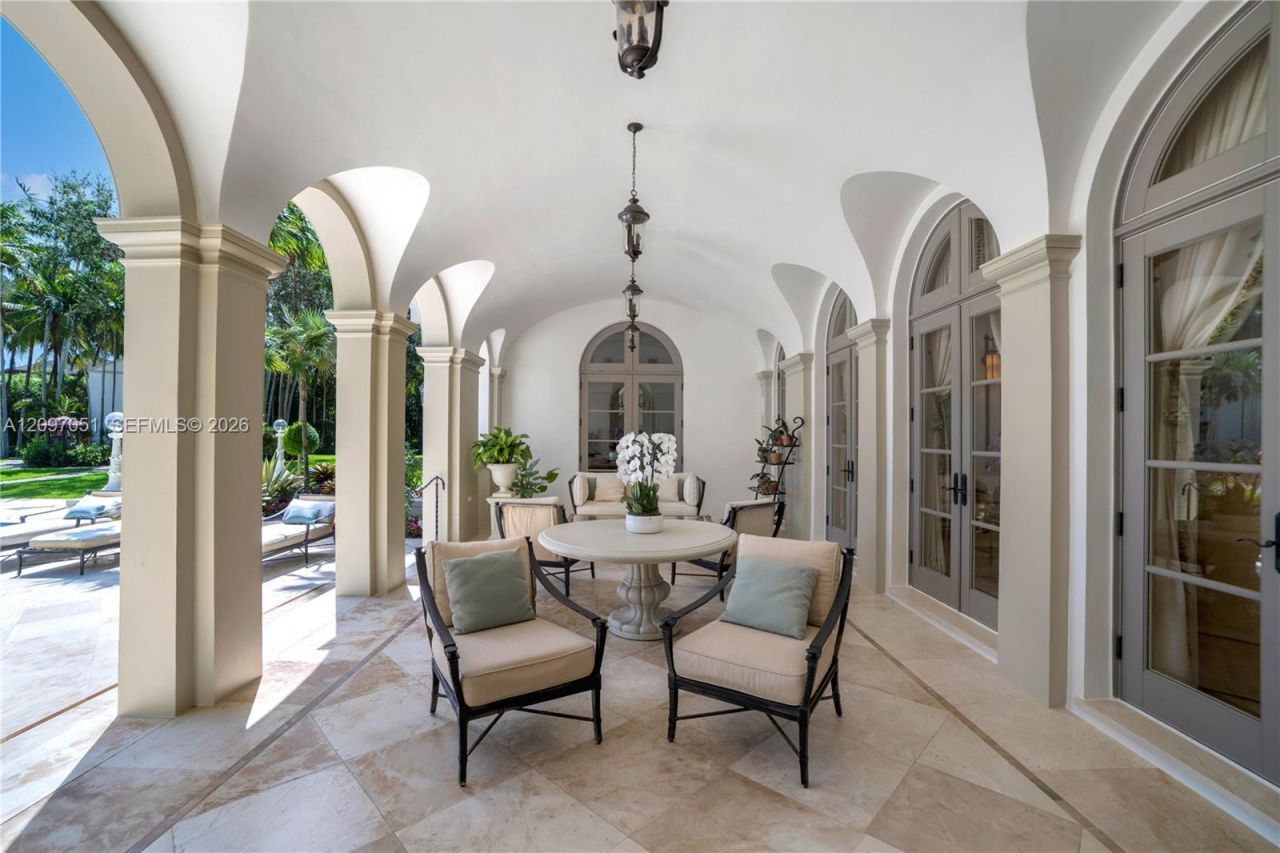 8901 Arvida Ln , Coral Gables, FL 33156 Photo