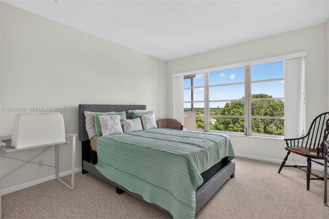 10777 W Sample Rd , Unit 718, Coral Springs, FL 33065 Photo