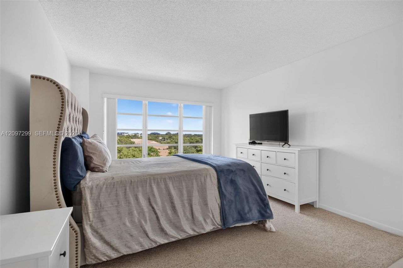 10777 W Sample Rd , Unit 718, Coral Springs, FL 33065 Photo