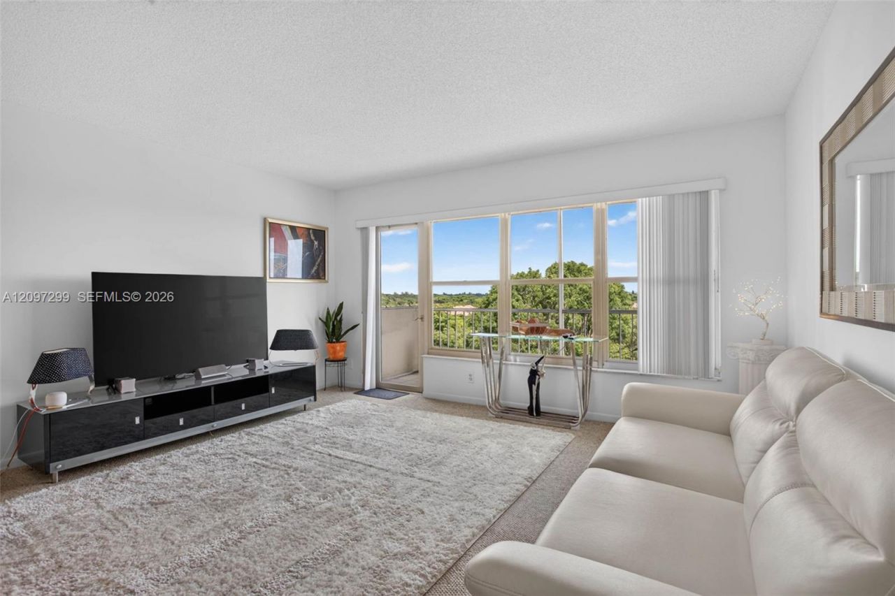 10777 W Sample Rd , Unit 718, Coral Springs, FL 33065 Photo