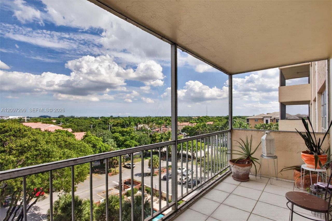 10777 W Sample Rd , Unit 718, Coral Springs, FL 33065 Photo
