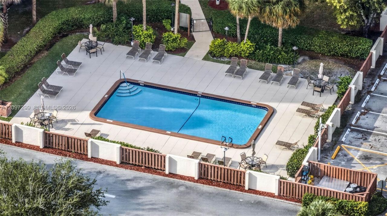 10777 W Sample Rd , Unit 718, Coral Springs, FL 33065 Photo