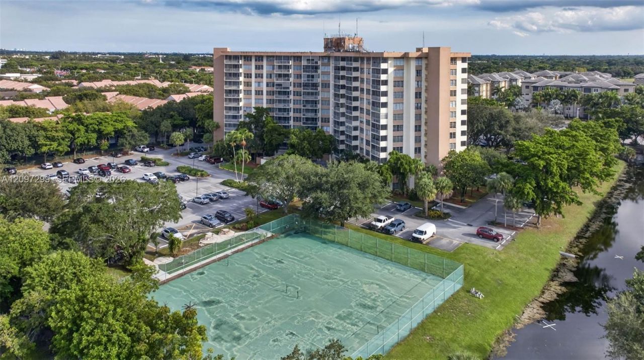 10777 W Sample Rd , Unit 718, Coral Springs, FL 33065 Photo