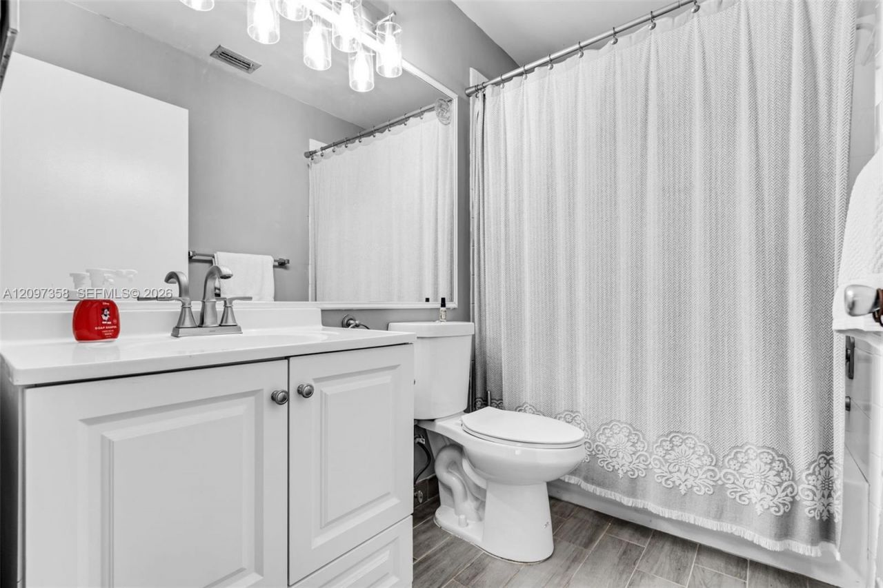 10831 NW 3rd Ct , Unit N/A, Pembroke Pines, FL 33026 Photo