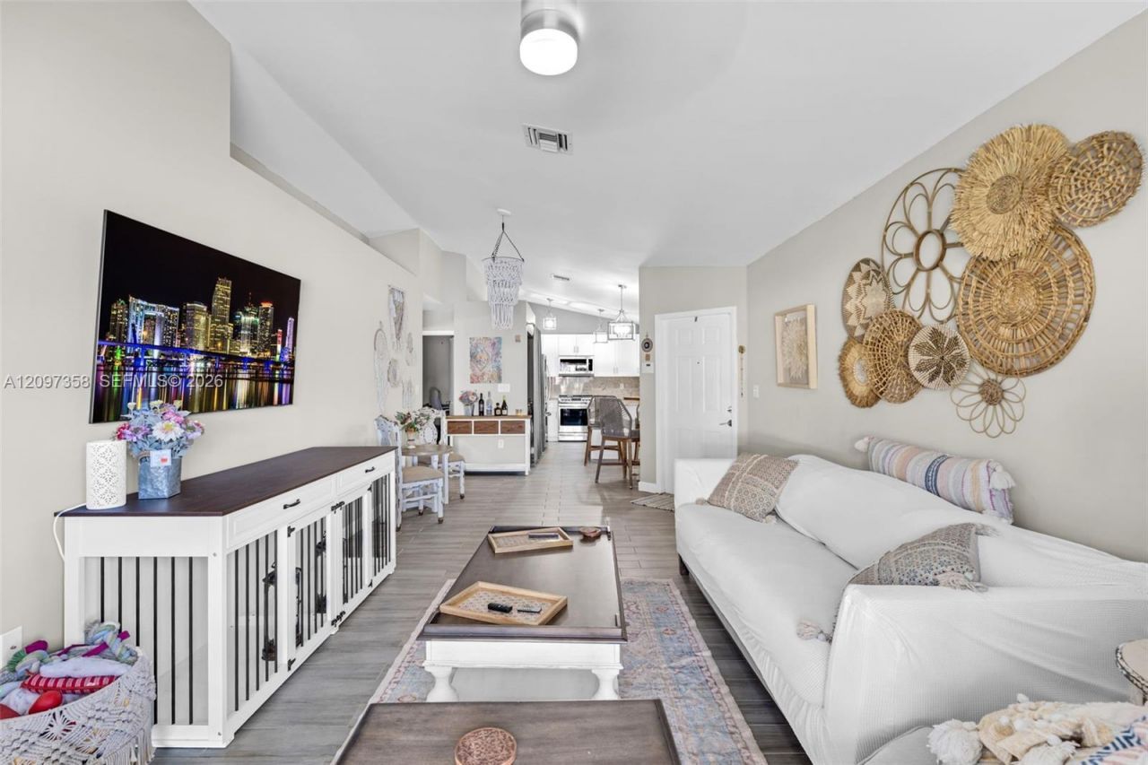10831 NW 3rd Ct , Unit N/A, Pembroke Pines, FL 33026 Photo