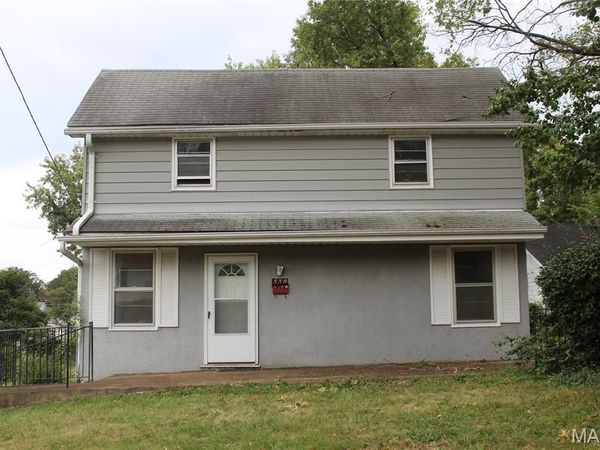 550 Holland Avenue , Webster Groves, MO 63119
