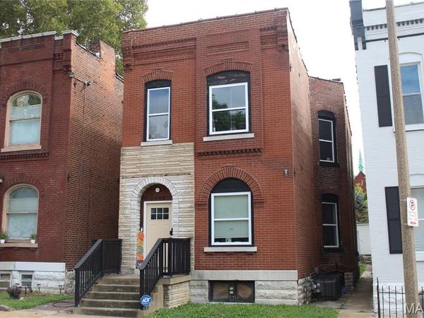 3614 Iowa Avenue , St Louis, MO 63118