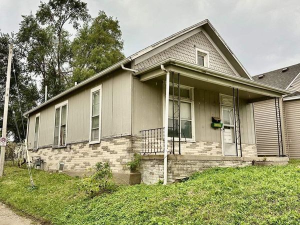 1811 Missouri Avenue, Omaha, NE 68107