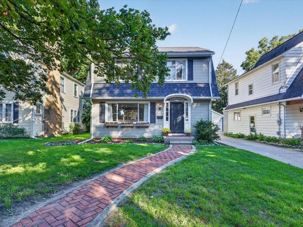 328 Glenhaven Avenue NW, Grand Rapids, MI 49504