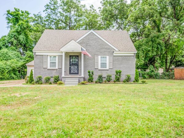 989 S WHITEHAVEN PARK CIR, Memphis, TN 38116