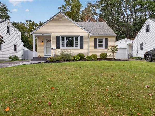200 Winstead Road , Rochester, NY 14609
