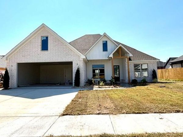 8008 Creek Rock Cove, Alexander, AR 72002