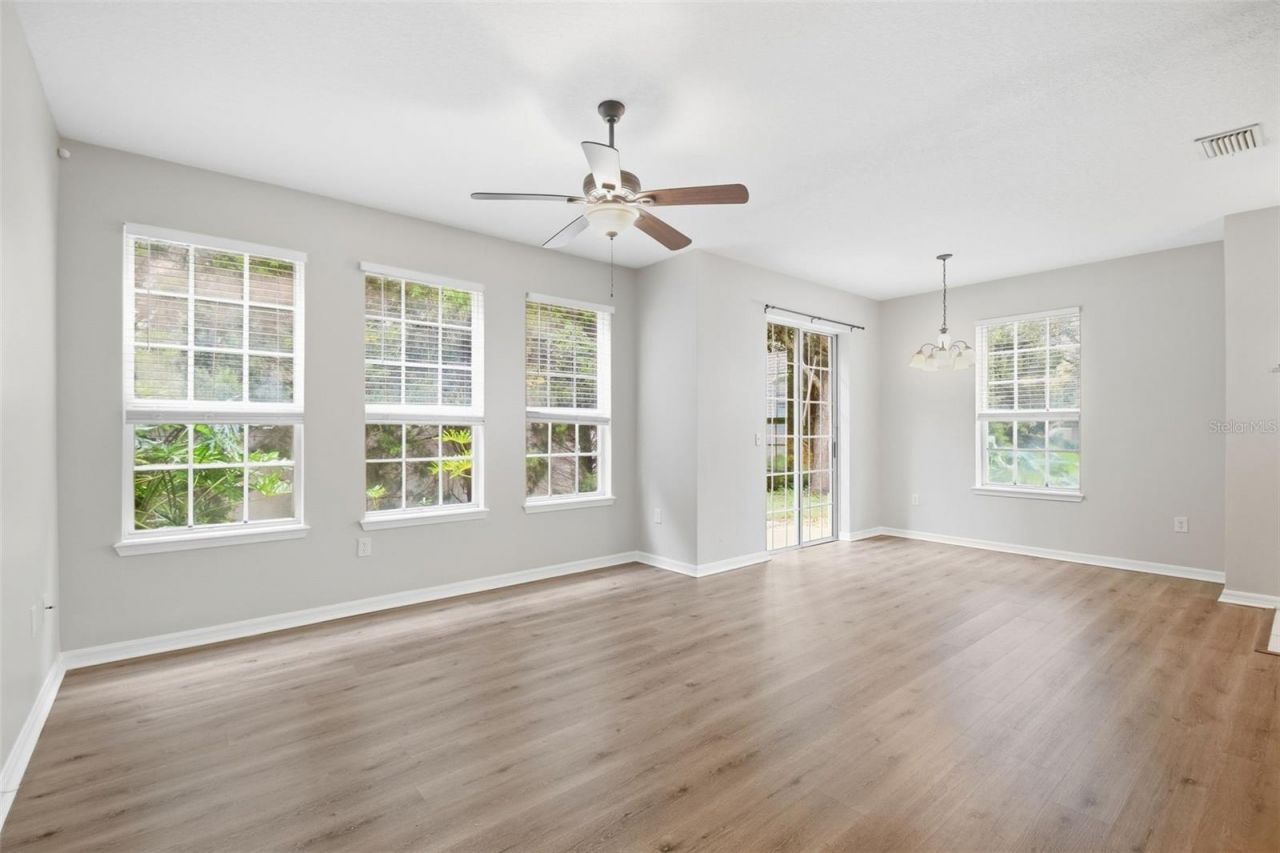 27921 Pleasure Ride Loop, Wesley Chapel, FL 33544 Photo