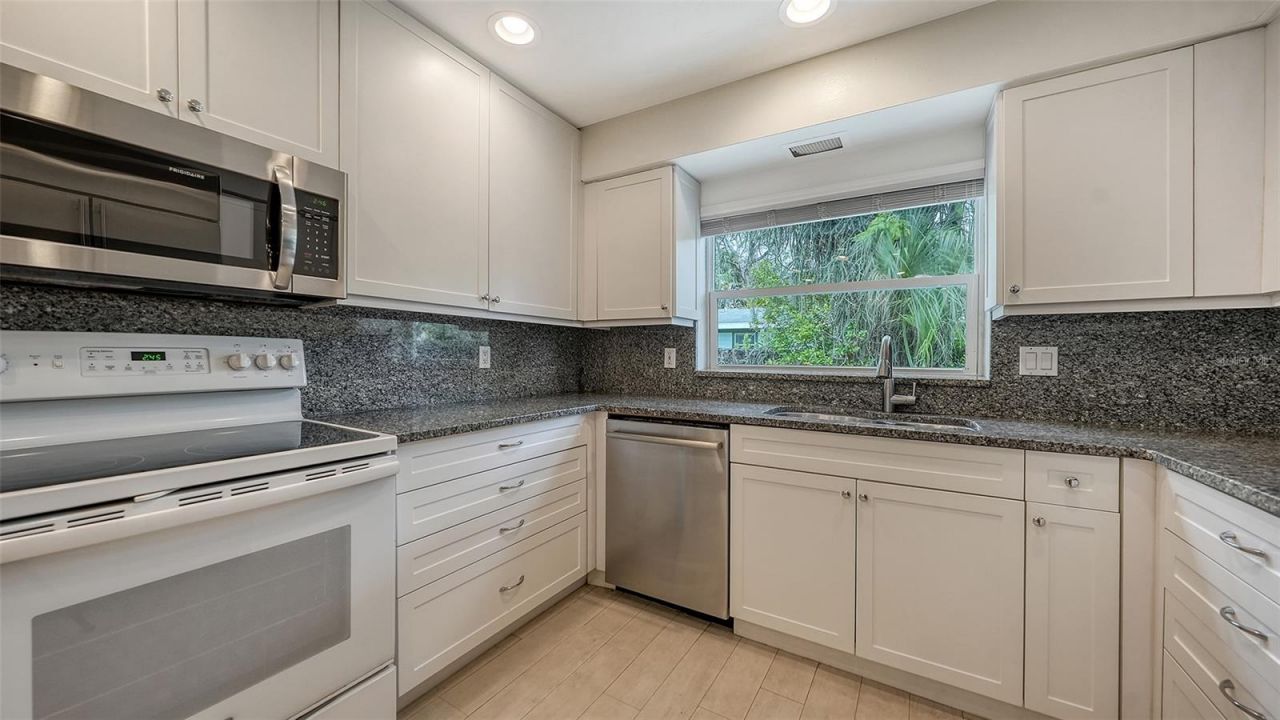 1763 South Drive , Sarasota, FL 34239 Photo