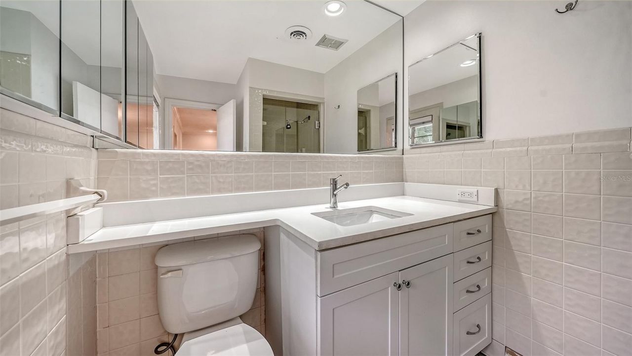 1763 South Drive , Sarasota, FL 34239 Photo