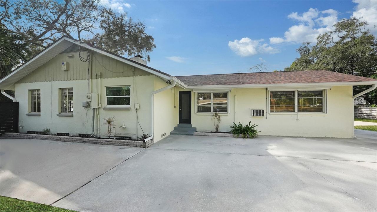 1763 South Drive , Sarasota, FL 34239 Photo