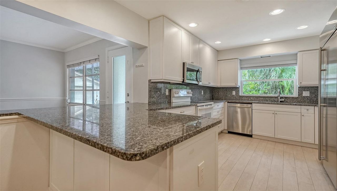 1763 South Drive , Sarasota, FL 34239 Photo