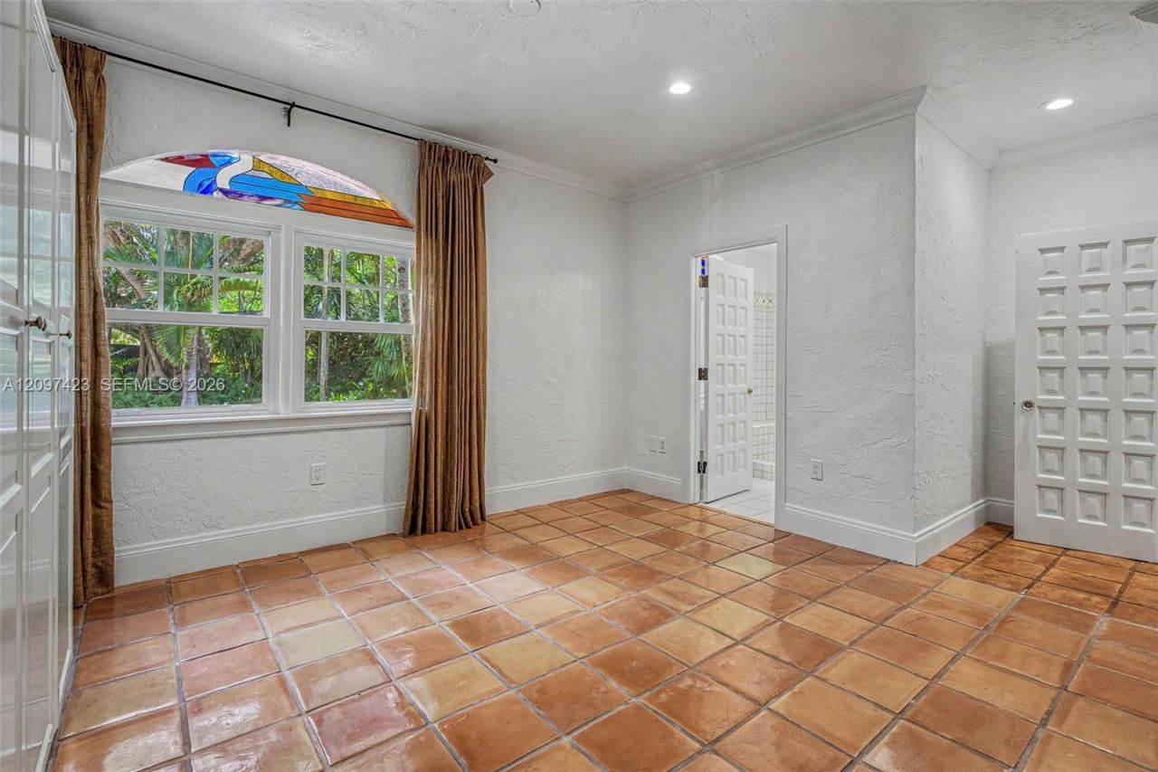13470 SW 67th Ave, Pinecrest, FL 33156 Photo