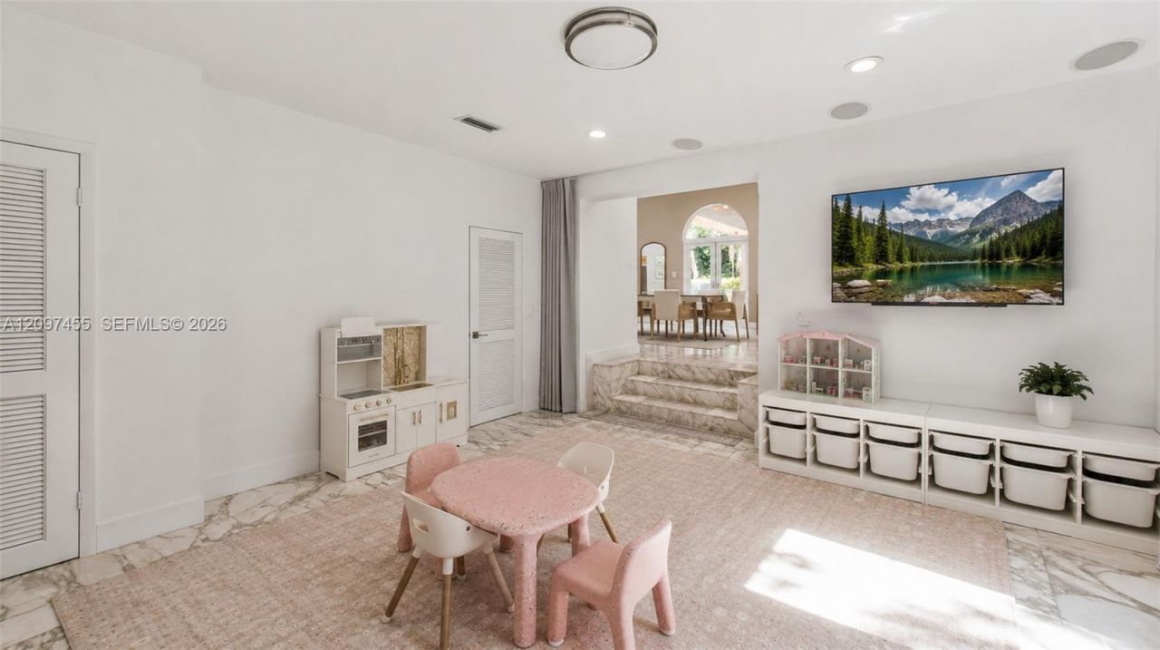 530 Sabal Palm Rd , Miami, FL 33137 Photo