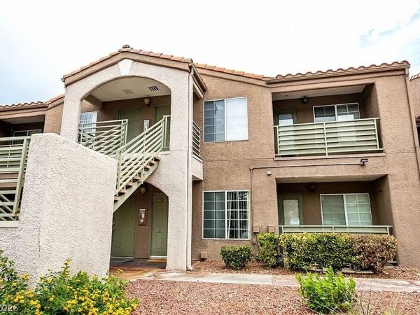 2130 Sealion Drive , Unit 207, Las Vegas, NV 89128