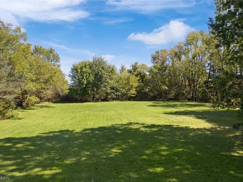 4502 Broadway Avenue NE, Louisville, OH 44641 Photo 12