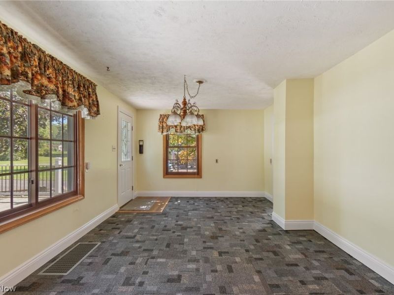 4502 Broadway Avenue NE, Louisville, OH 44641 Photo 17