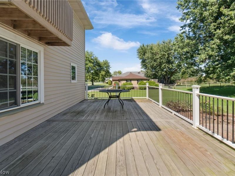 4502 Broadway Avenue NE, Louisville, OH 44641 Photo 7